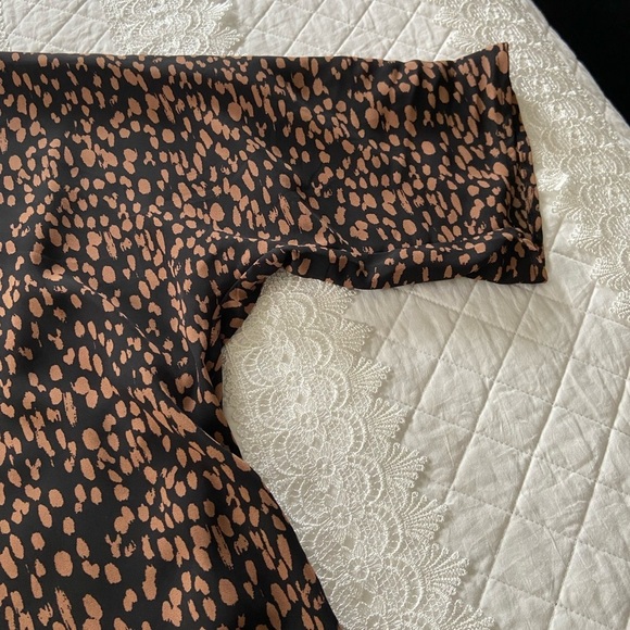 Mittoshop Popover Blouse V Neck Elbow Sleeve Oversized Black and Brown Size S - Picture 5 of 9